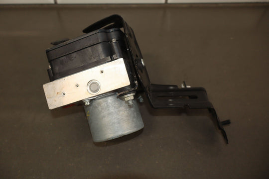 2019 Fiat 124 Spider Abarth OEM ABS Pump Module Assembly