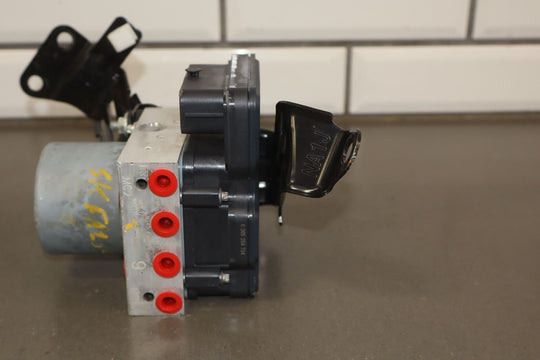 2019 Fiat 124 Spider Abarth OEM ABS Pump Module Assembly