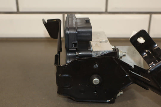 2019 Fiat 124 Spider Abarth OEM ABS Pump Module Assembly