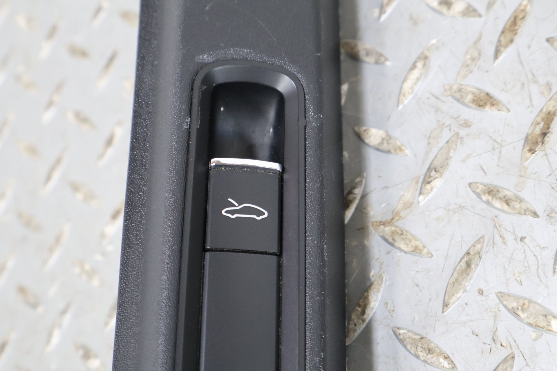 2019 Porsche Cayman- Sill Plates