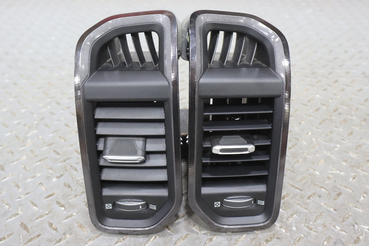 2019 Ram 2500- Dash Vent