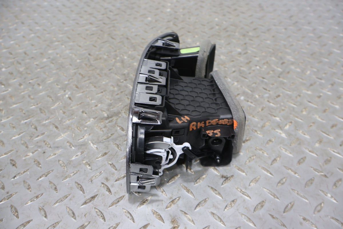 2019 Ram 2500- Dash Vent