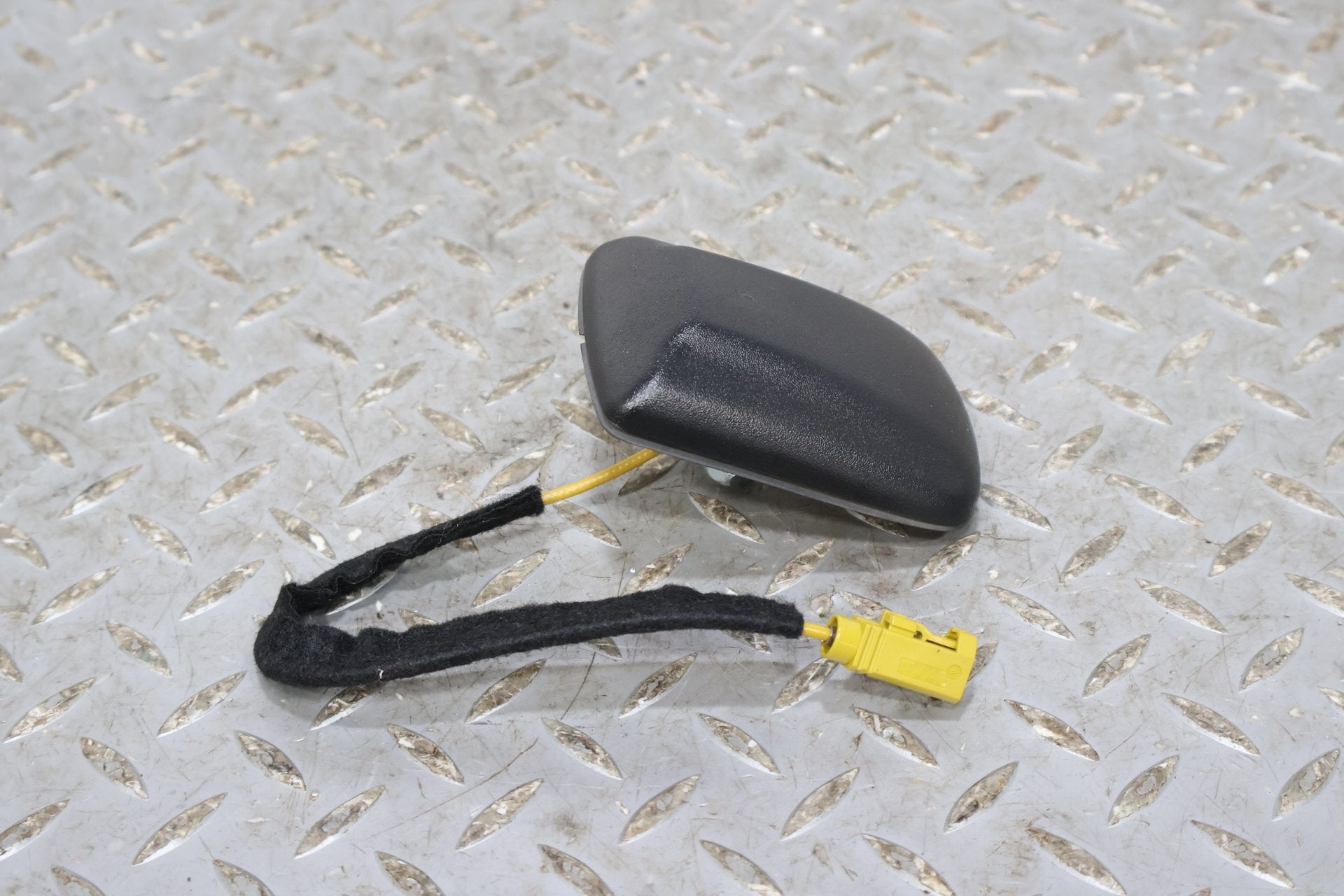 2019 Ram 3500- Antenna
