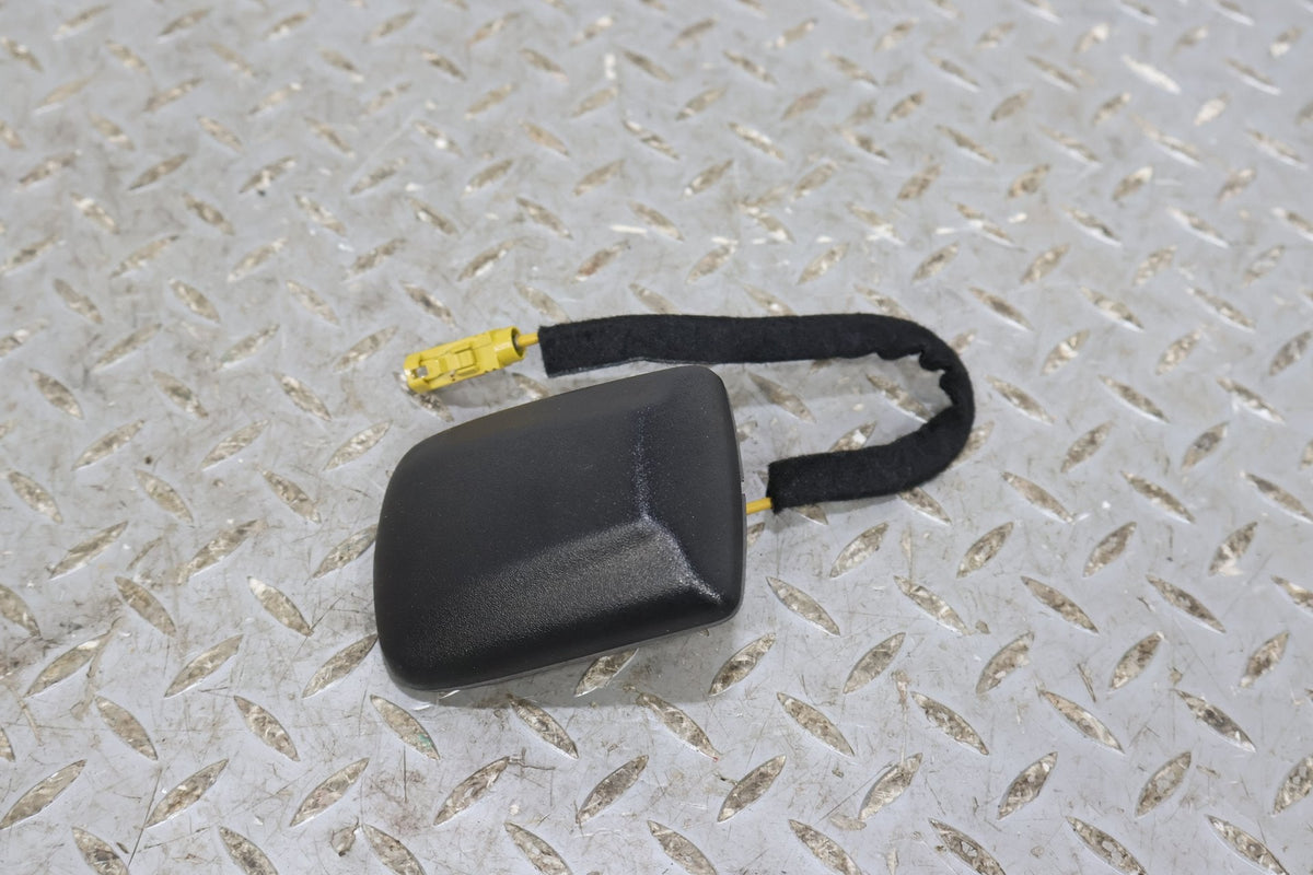 2019 Ram 3500- Antenna
