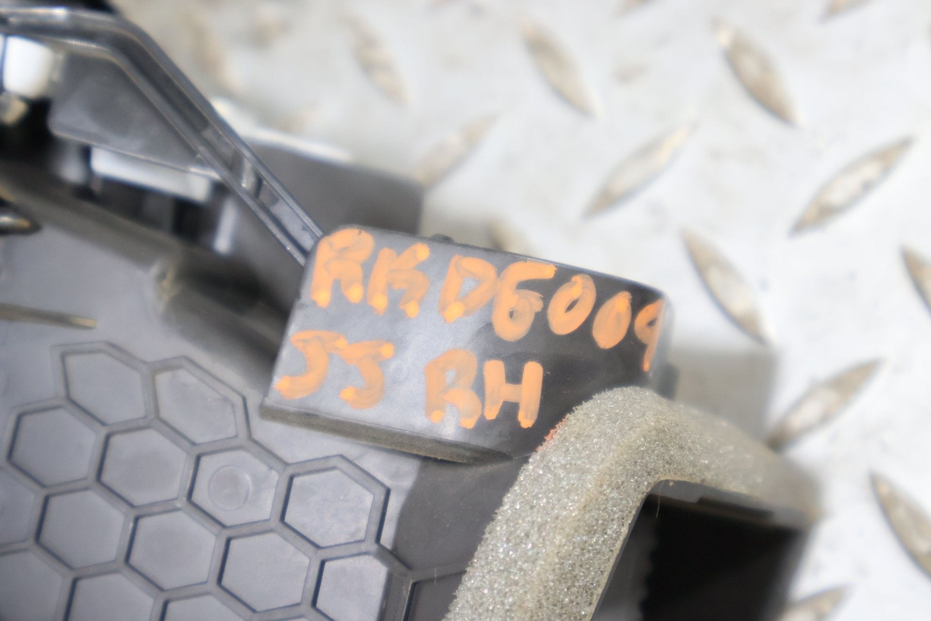 2019 Ram 3500- Dash Vent