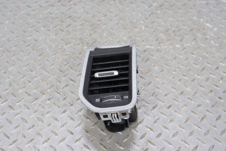 2019 Ram 3500- Dash Vent