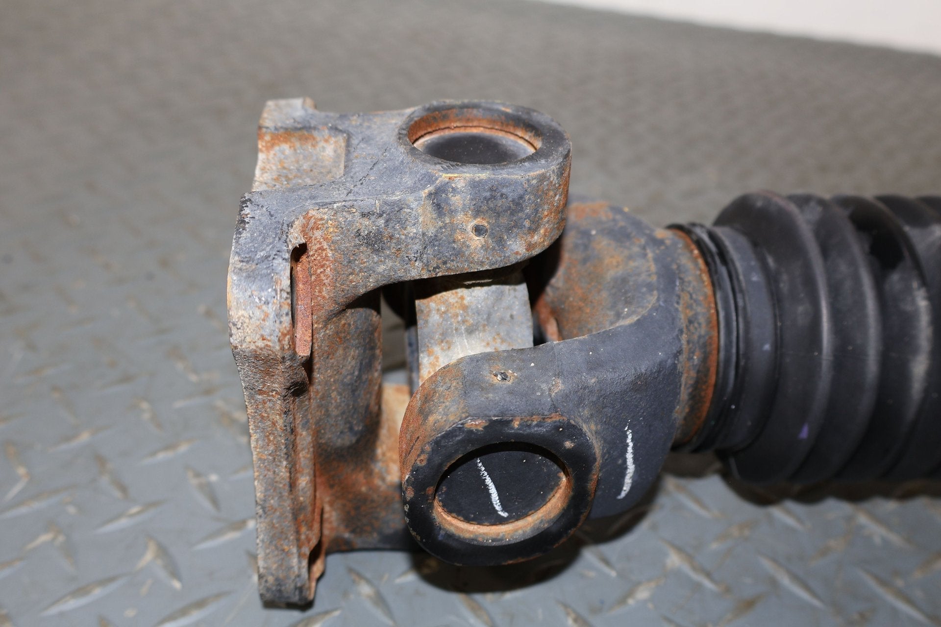2019 Ram 3500- Front Drive Shaft