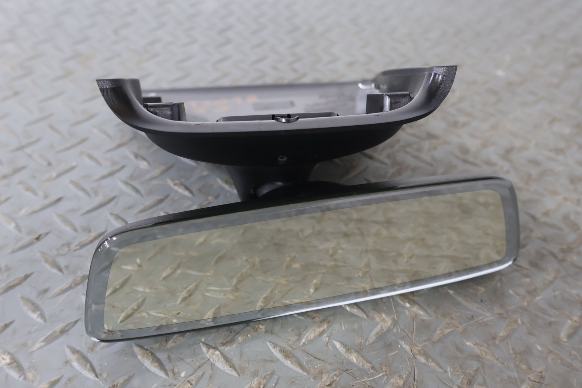 2019 Tesla 3- Rear View Mirror
