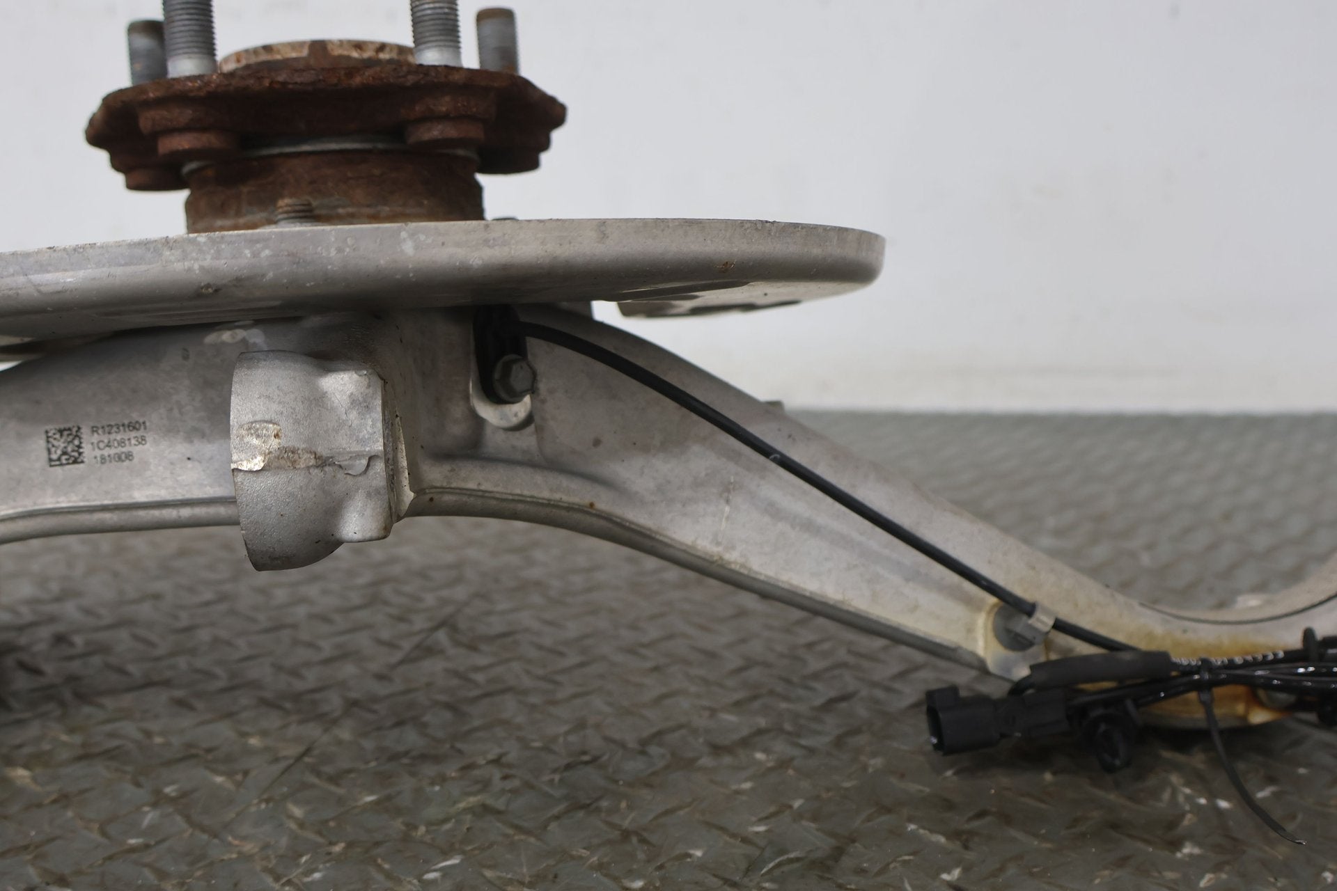 2019 Tesla 3- Right Front Spindle