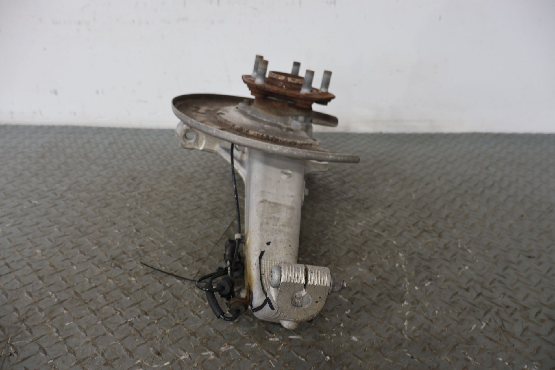 2019 Tesla 3- Right Front Spindle