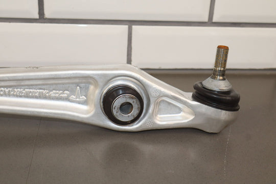 2019 Tesla X Left Front Lower Control Arms & Axle Shaft