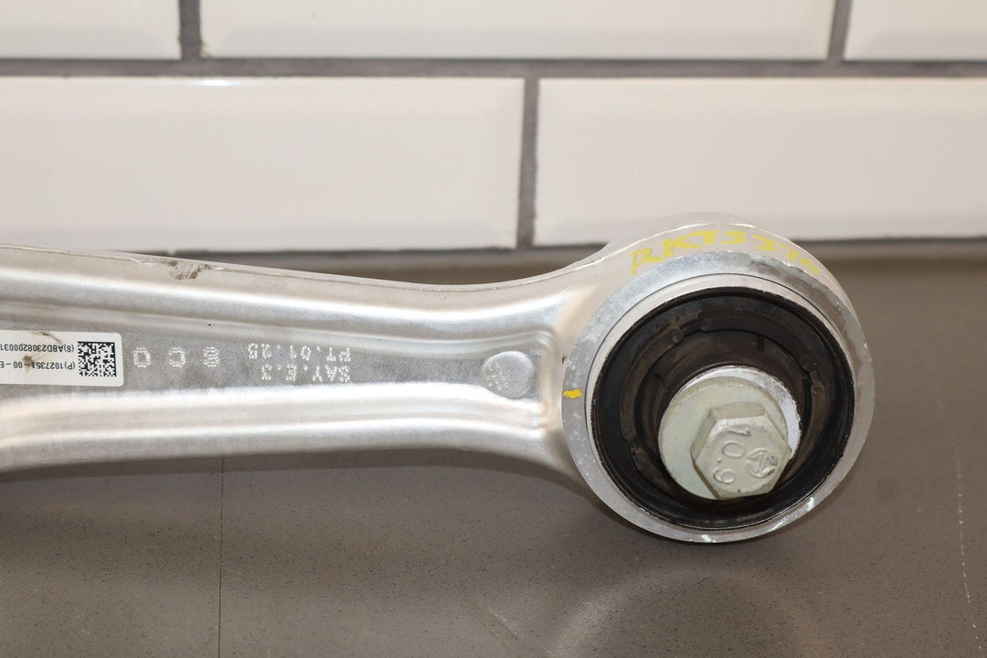 2019 Tesla X Left Front Lower Control Arms & Axle Shaft