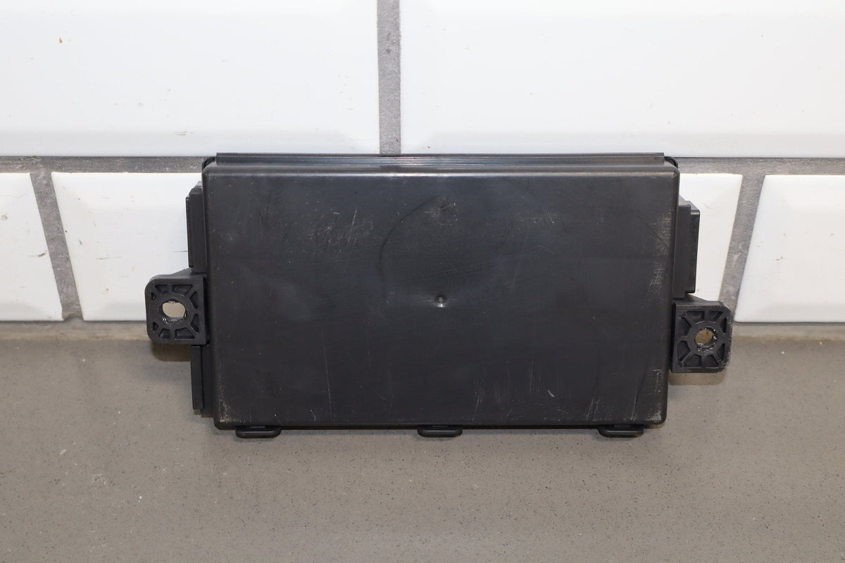 2020-2022 Dodge Challenger Keyless Entry Module 68441618aa OEM