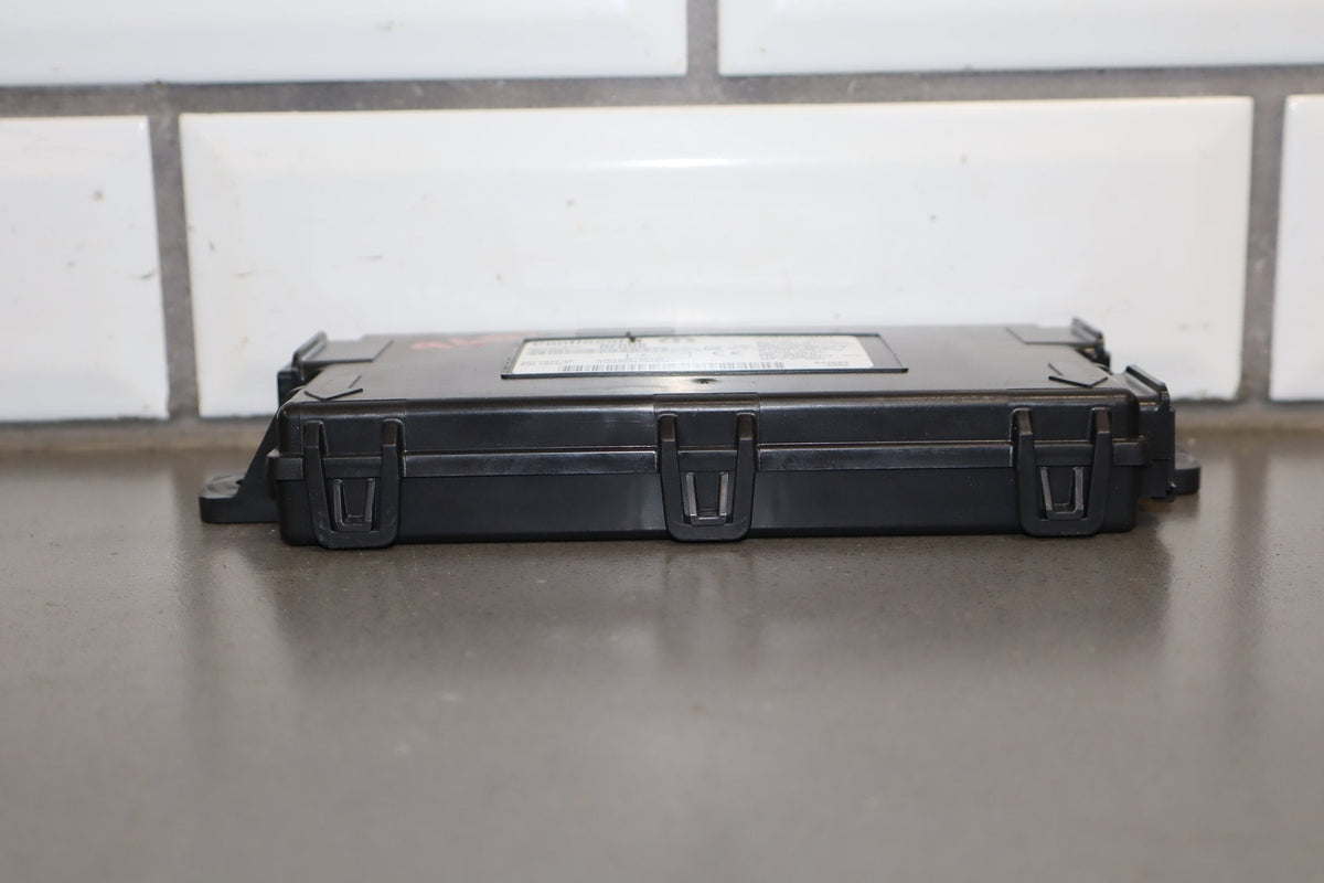 2020-2022 Dodge Challenger Keyless Entry Module 68441618aa OEM