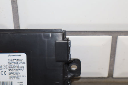 2020-2022 Dodge Challenger Keyless Entry Module 68441618aa OEM