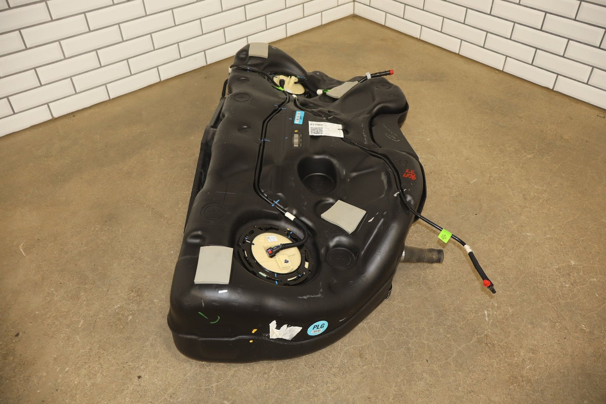 2020-2023 Dodge Challenger 6.4 Scat Pack Fuel Tank with Pump OEM