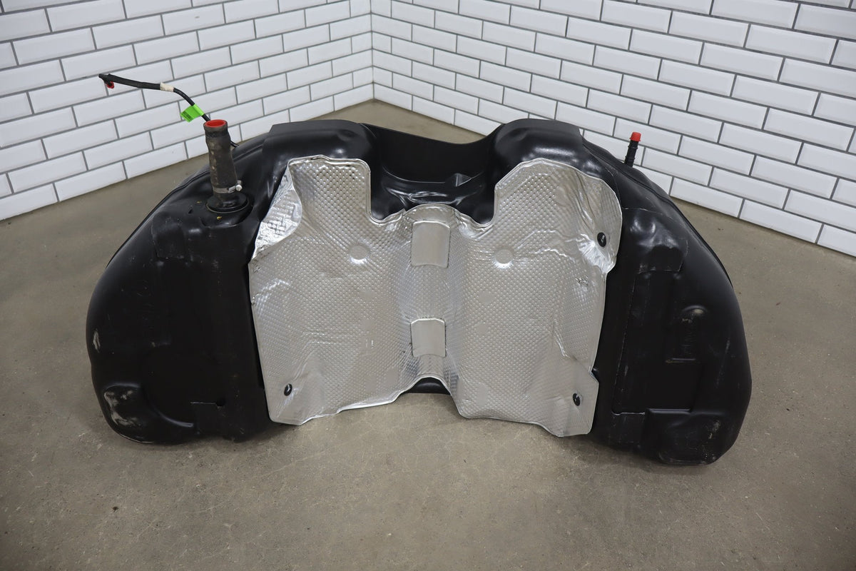 2020-2023 Dodge Challenger 6.4 Scat Pack Fuel Tank with Pump OEM