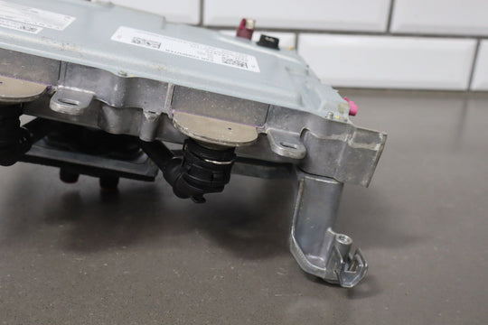 2020 - 2023 Tesla Model Y Auto Pilot Computer Media Computer MCU OEM 1787419 - 00 - G
