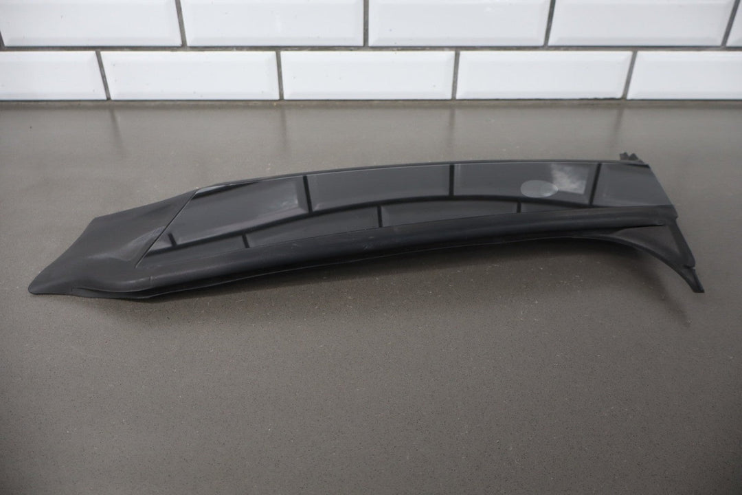 2020 - 2023 Tesla Y Right B Pillar Trim OEM with Camera