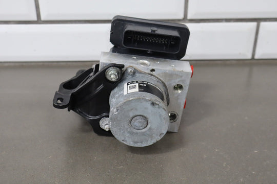 2020 - 2024 TESLA MODEL Y ABS ANTI LOCK BRAKE PUMP MODULE UNIT OEM 104474500B