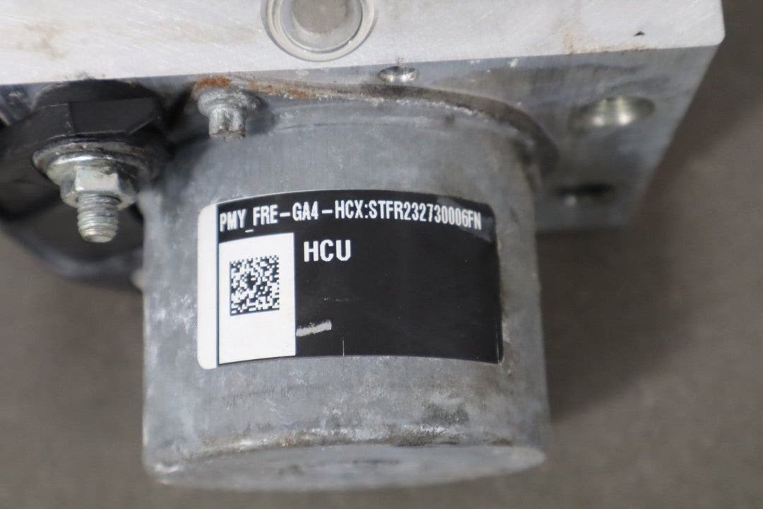 2020 - 2024 TESLA MODEL Y ABS ANTI LOCK BRAKE PUMP MODULE UNIT OEM 104474500B