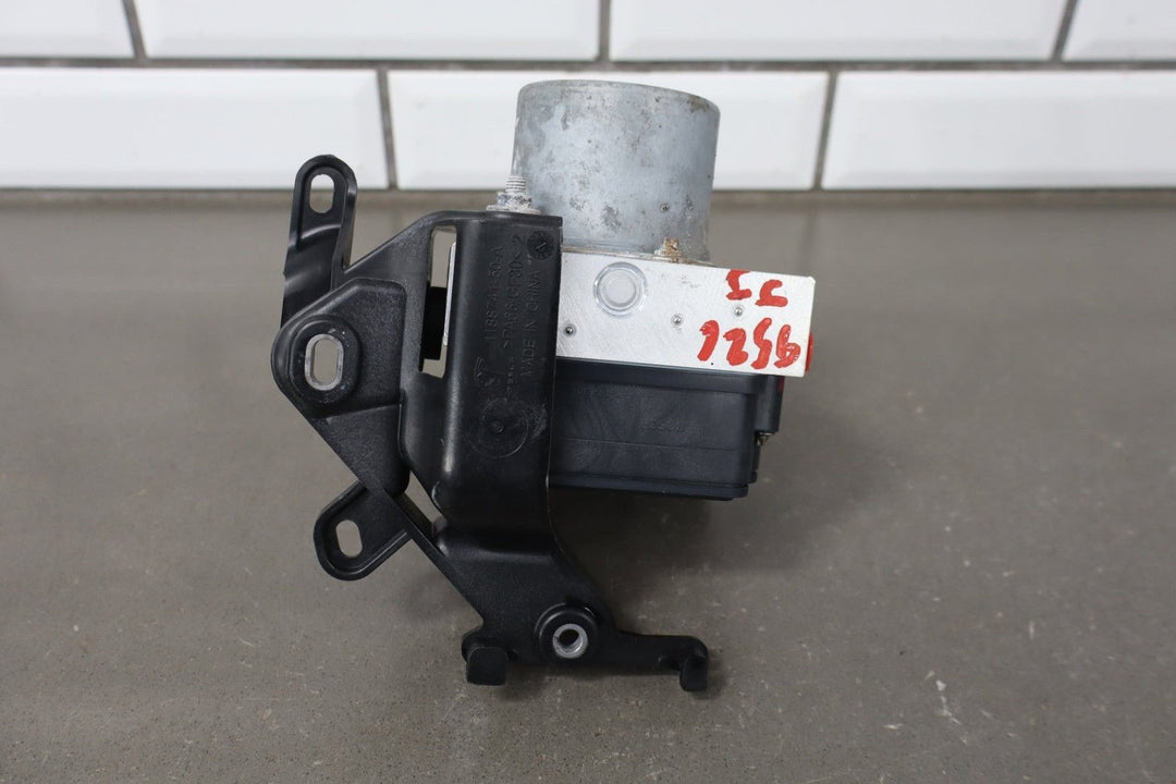 2020 - 2024 TESLA MODEL Y ABS ANTI LOCK BRAKE PUMP MODULE UNIT OEM 104474500B