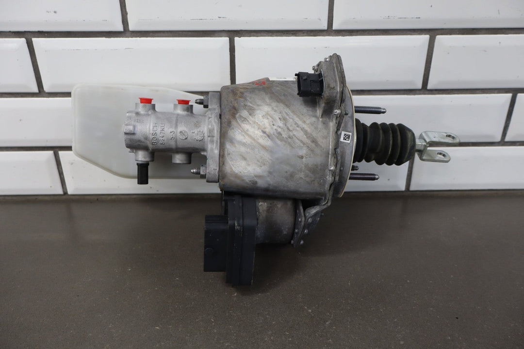2020 - 2024 Tesla Model Y ABS Brake Booster Master Cylinder 97136160