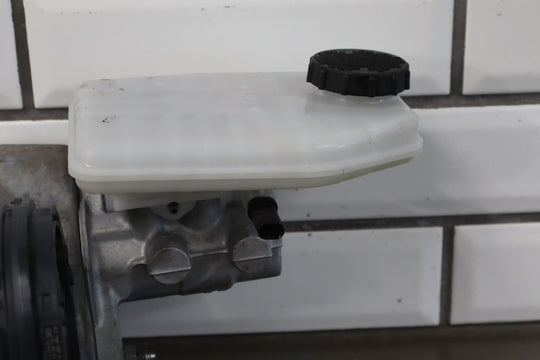 2020 - 2024 Tesla Model Y ABS Brake Booster Master Cylinder 97136160