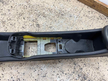 2020 McLaren 570S- Front Console