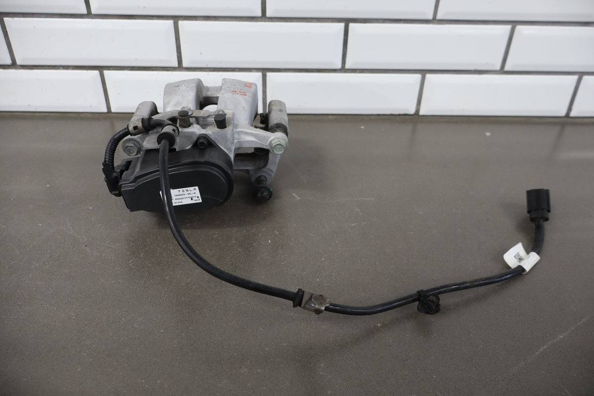 2020 Tesla Model Y- Pair- Rear Calipers