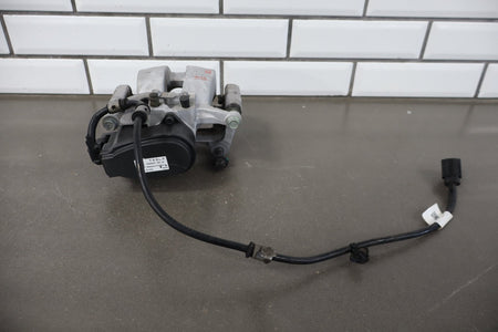 2020 Tesla Model Y- Pair- Rear Calipers