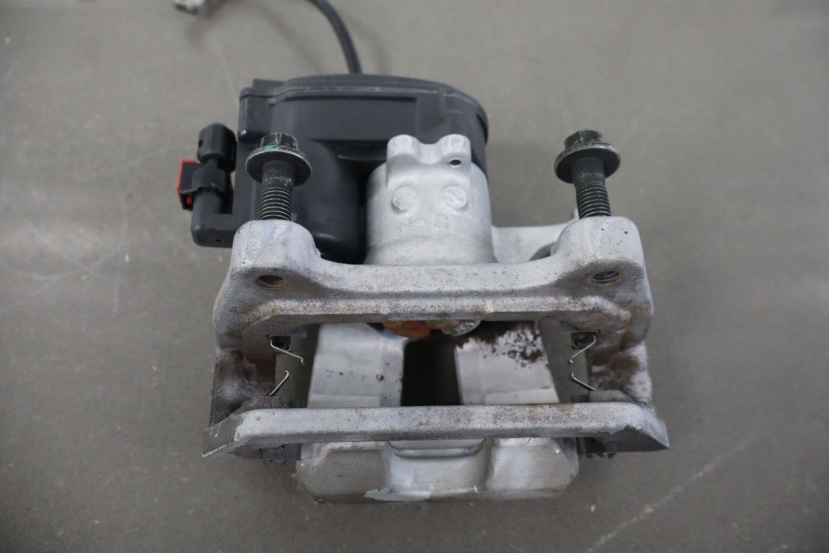 2020 Tesla Model Y- Pair- Rear Calipers