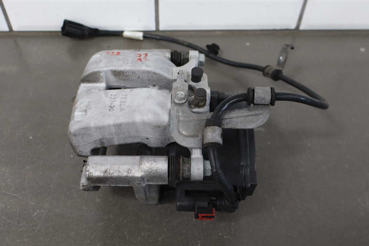 2020 Tesla Model Y- Pair- Rear Calipers