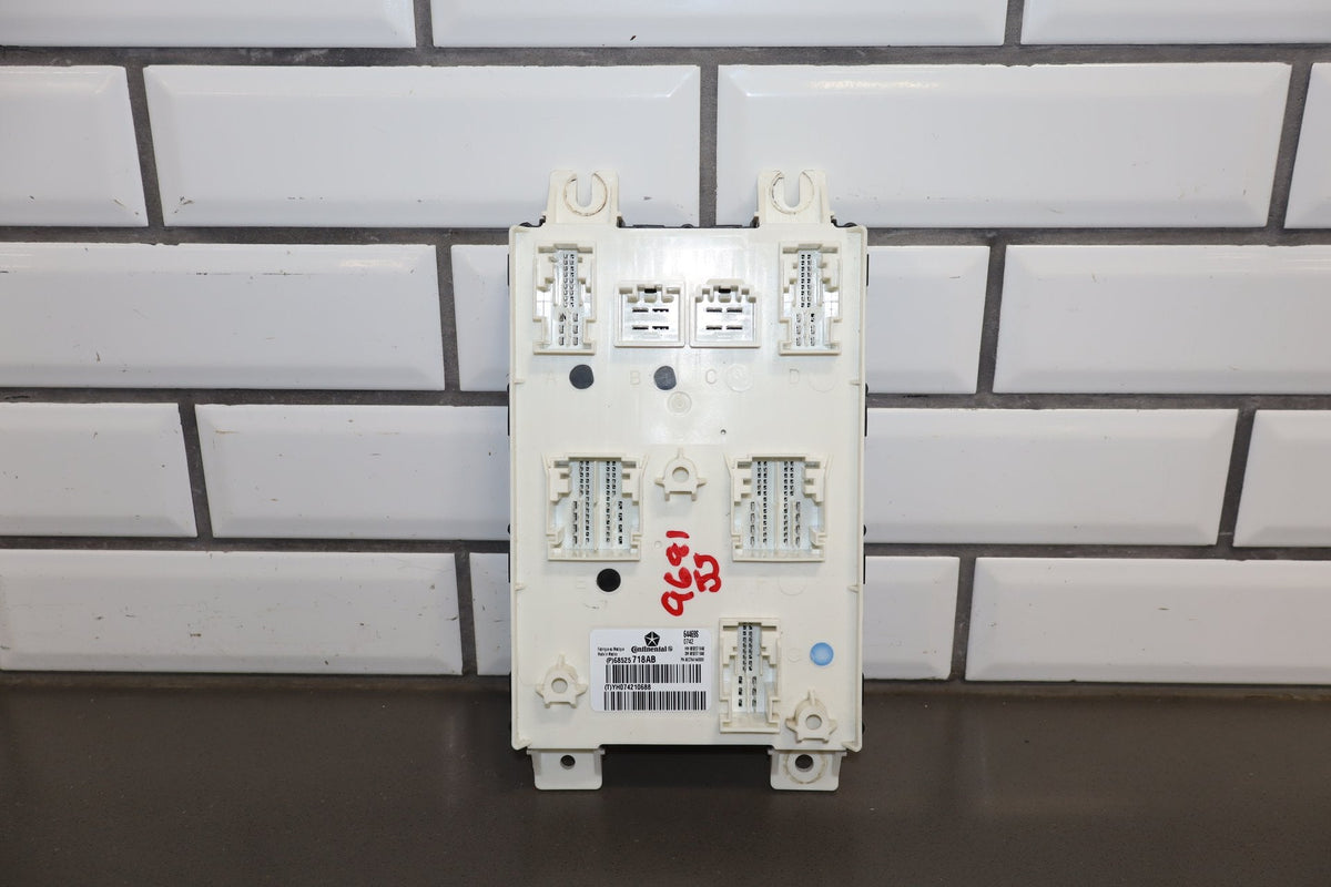2022-2023 Dodge Challenger Body Control Module 68525718ab OEM