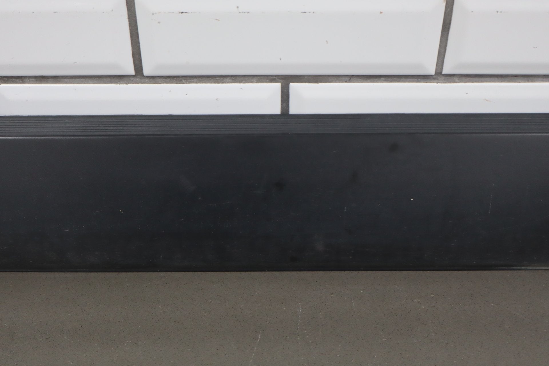 2022-2023 Dodge Challenger R/T Scat Pack Left Rocker Molding 68320475AF