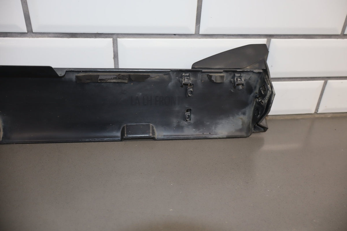 2022-2023 Dodge Challenger R/T Scat Pack Left Rocker Molding 68320475AF