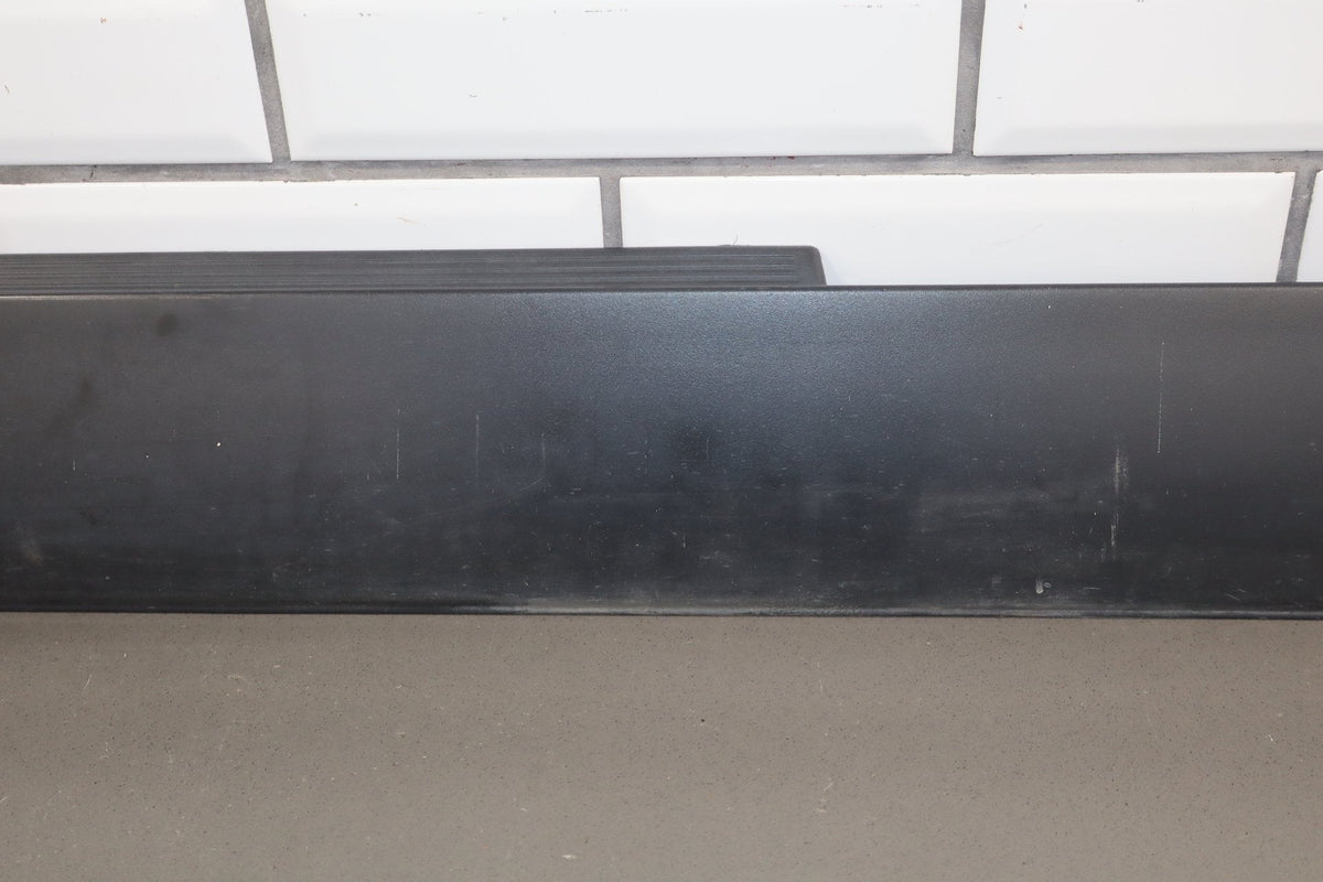 2022-2023 Dodge Challenger R/T Scat Pack Left Rocker Molding 68320475AF