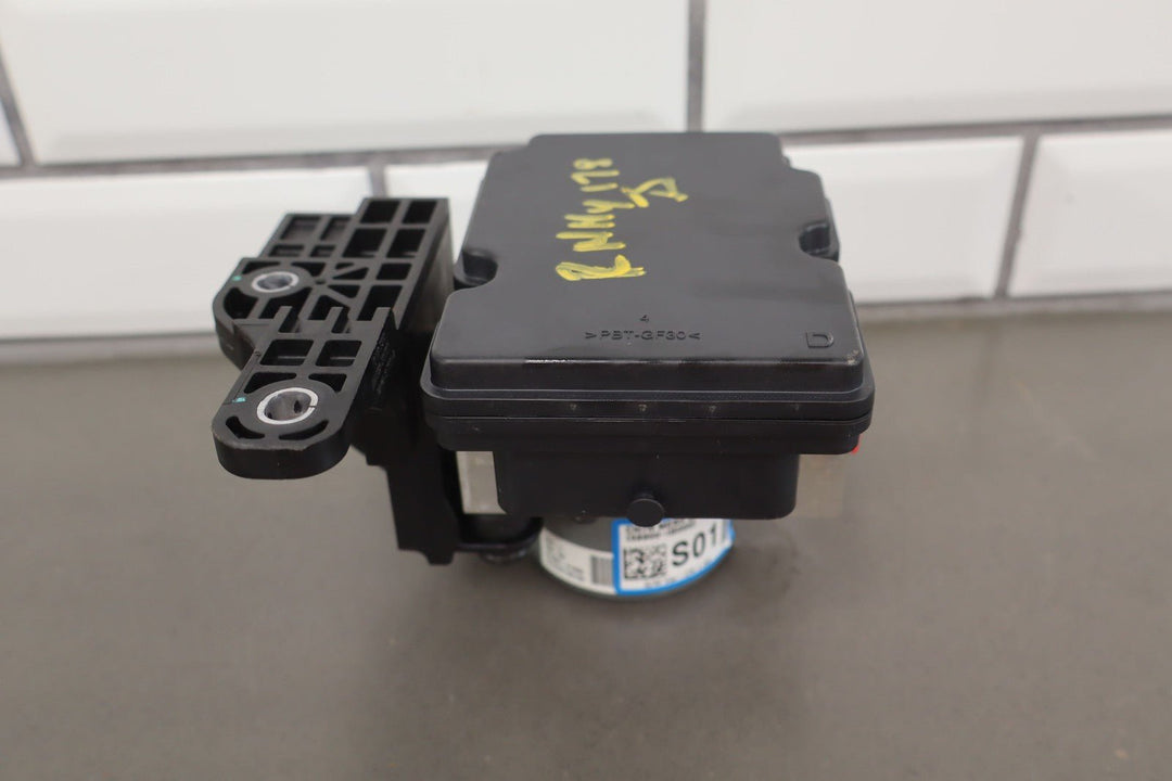 2022 - 2023 Hyundai Elantrta N ABS Anti - Lock Brake Pump & Module (58900 - IB000) 25K