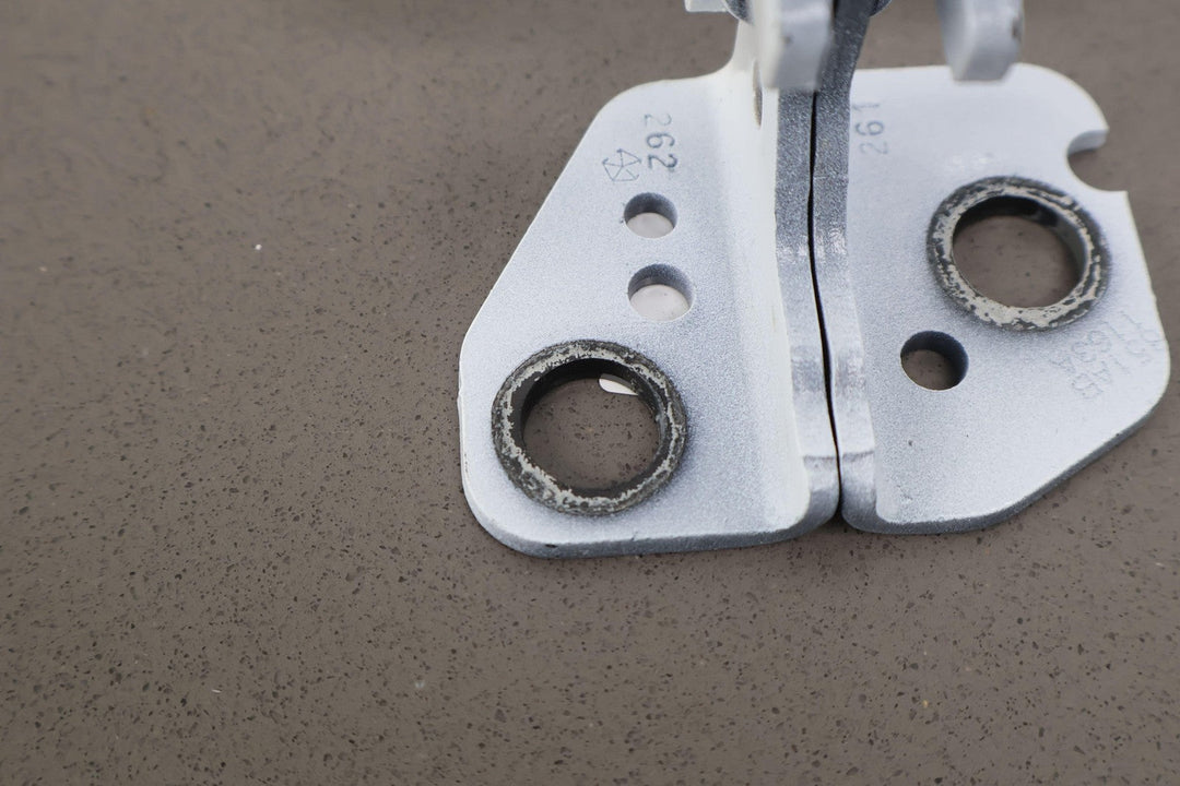 2022 - 2023 Jeep Grand Wagoneer Front Left Upper & Lower OEM Door Hinges (White)