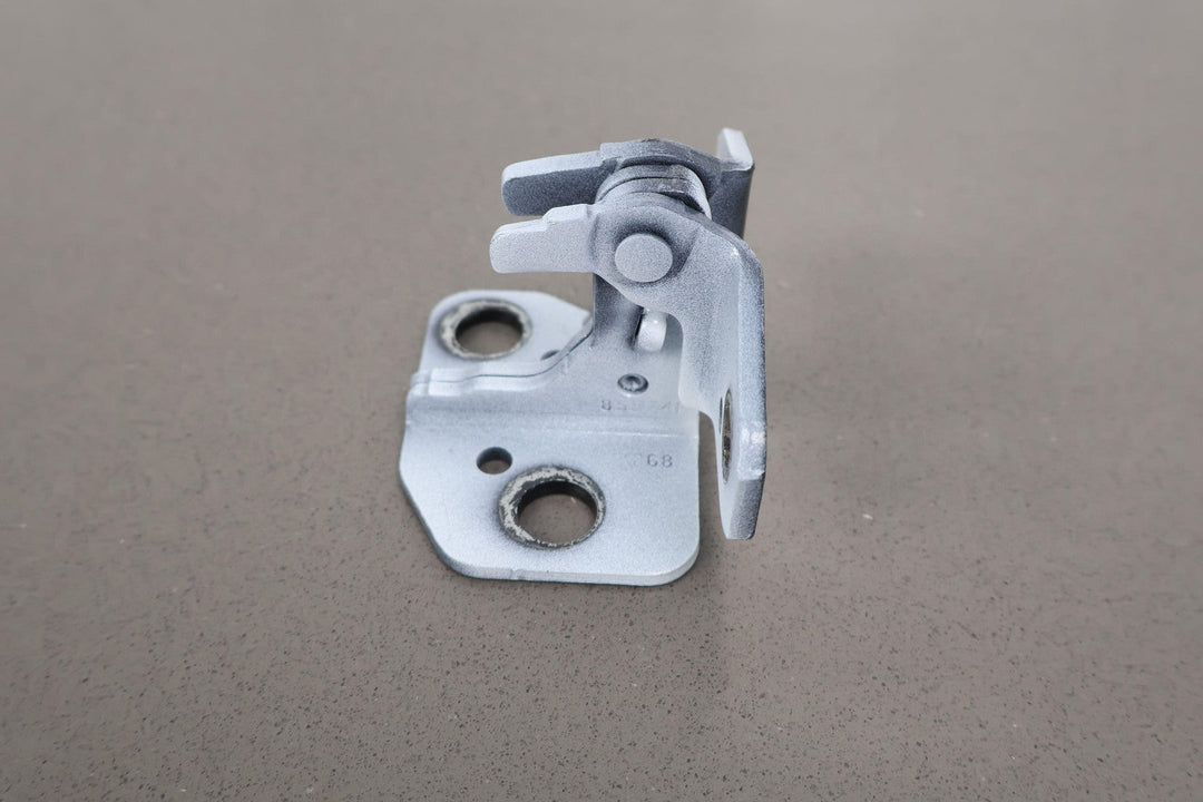 2022 - 2023 Jeep Grand Wagoneer Front Left Upper & Lower OEM Door Hinges (White)