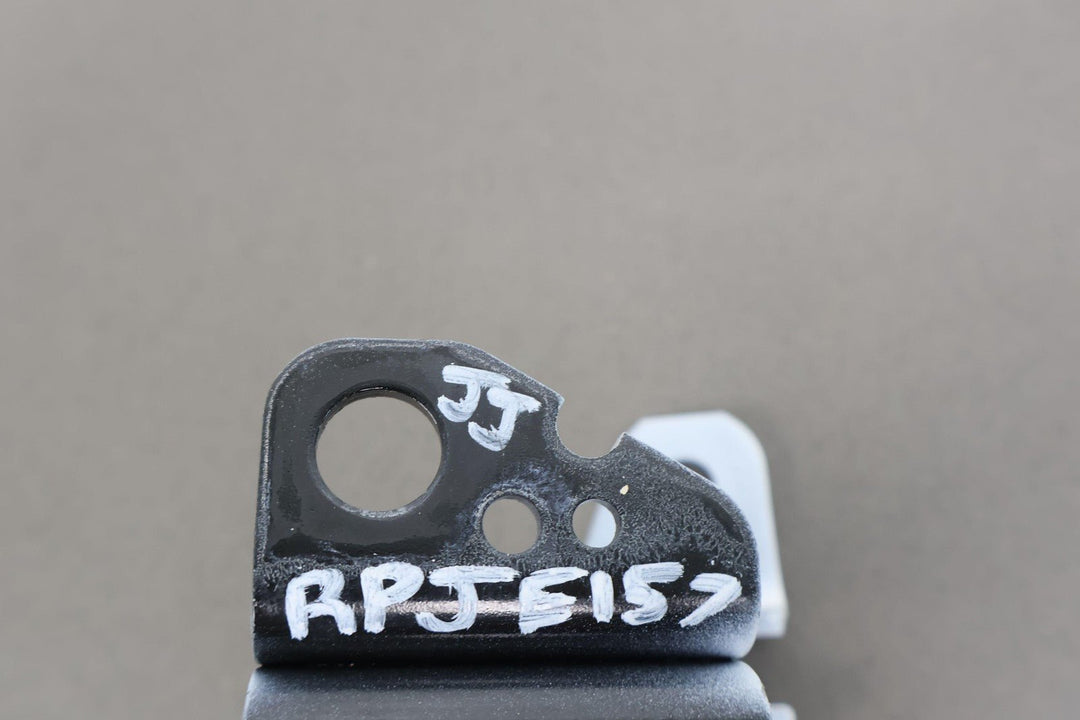 2022 - 2023 Jeep Grand Wagoneer Front Right Upper & Lower OEM Door Hinges (White)