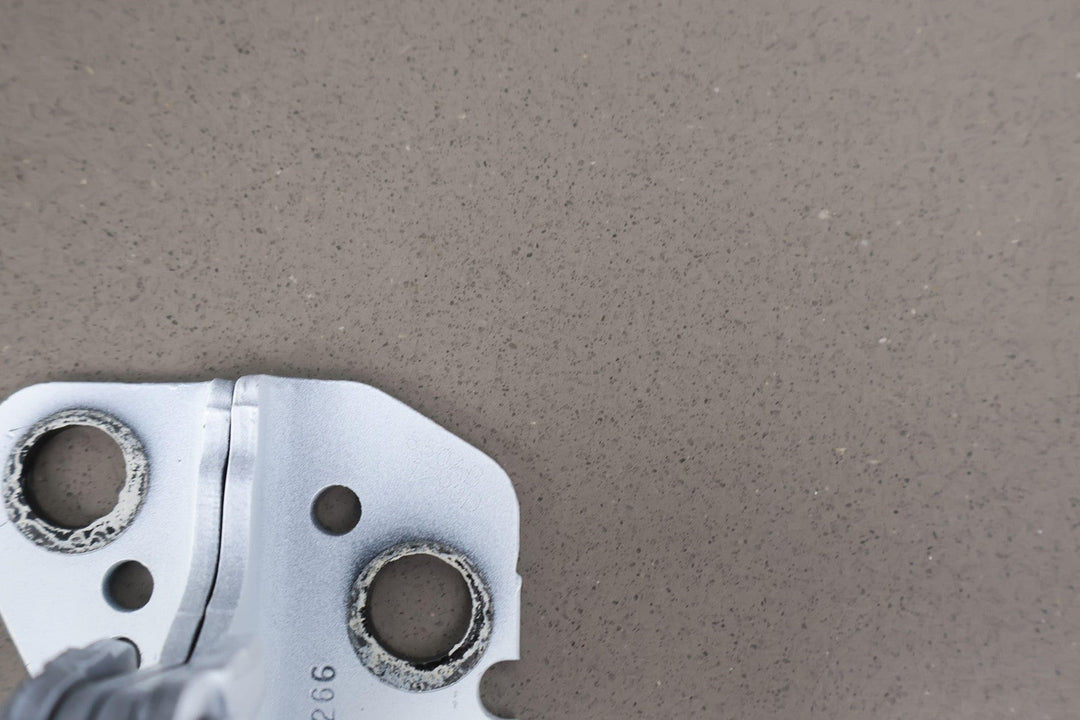 2022 - 2023 Jeep Grand Wagoneer Front Right Upper & Lower OEM Door Hinges (White)