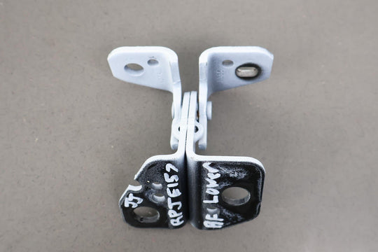 2022 - 2023 Jeep Grand Wagoneer Front Right Upper & Lower OEM Door Hinges (White)