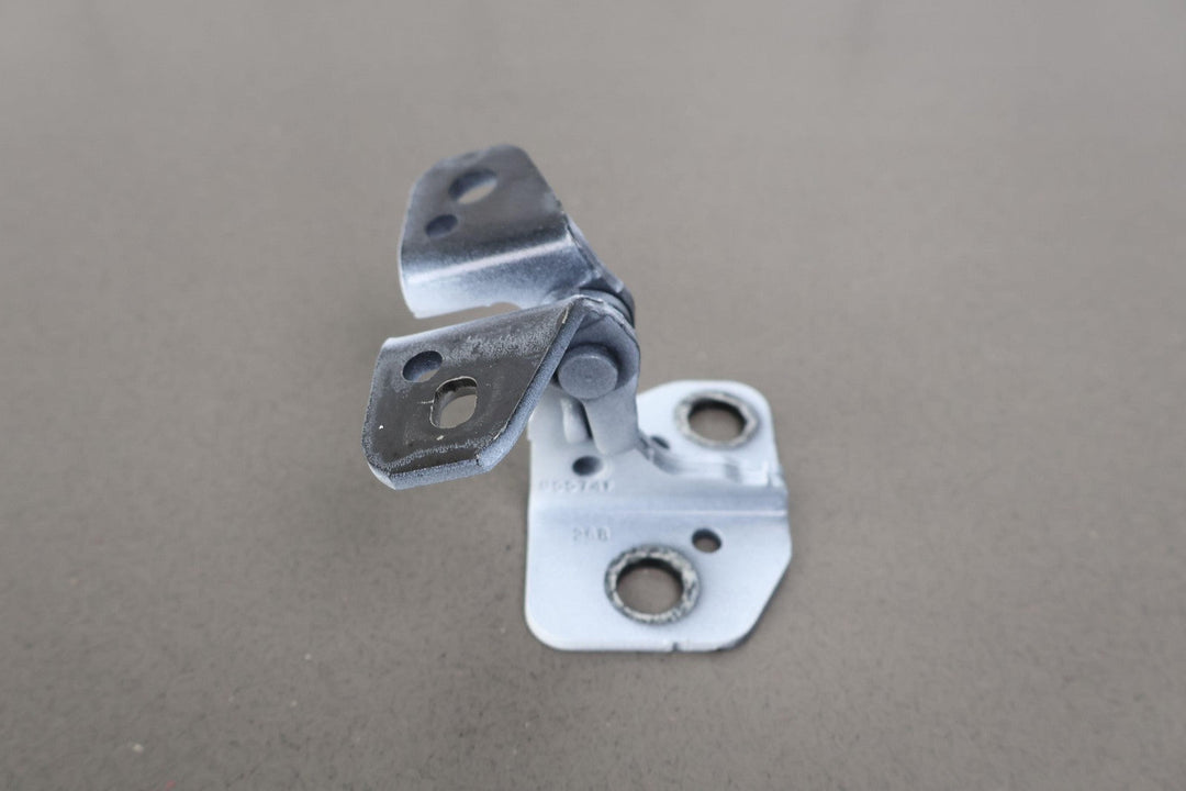 2022 - 2023 Jeep Grand Wagoneer Front Right Upper & Lower OEM Door Hinges (White)