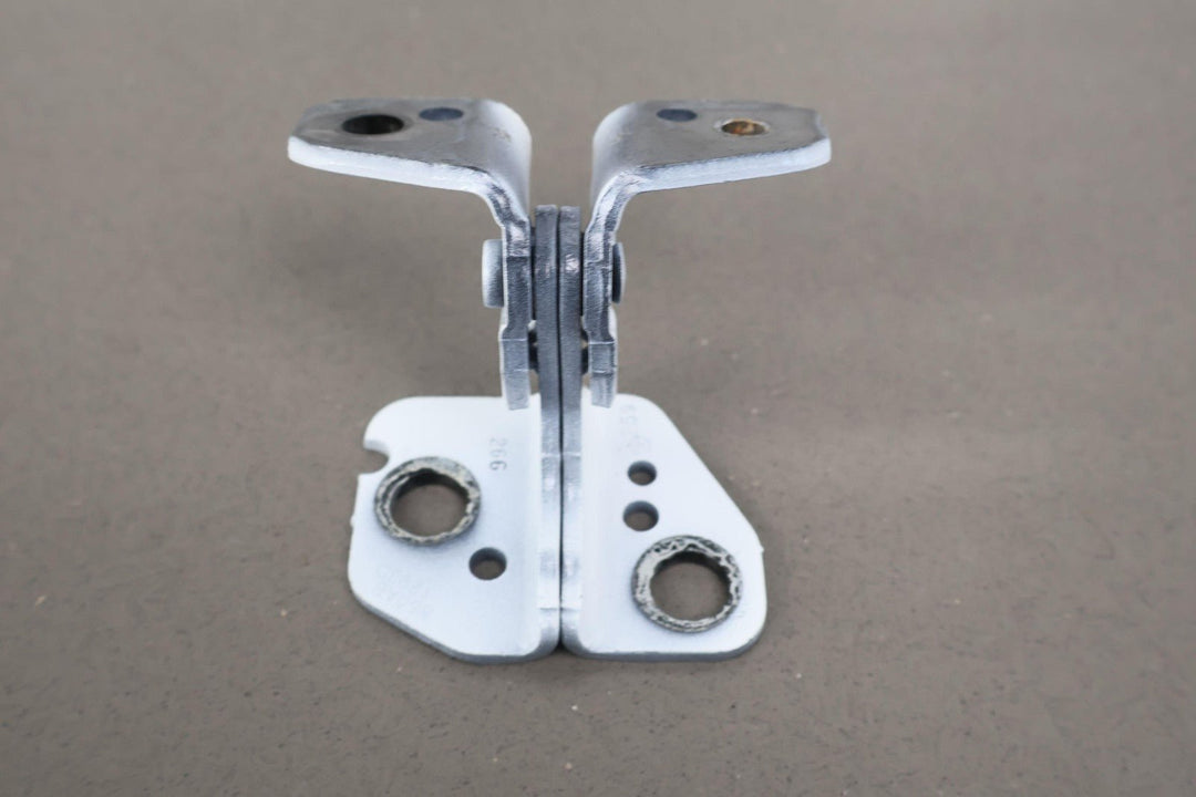 2022 - 2023 Jeep Grand Wagoneer Front Right Upper & Lower OEM Door Hinges (White)