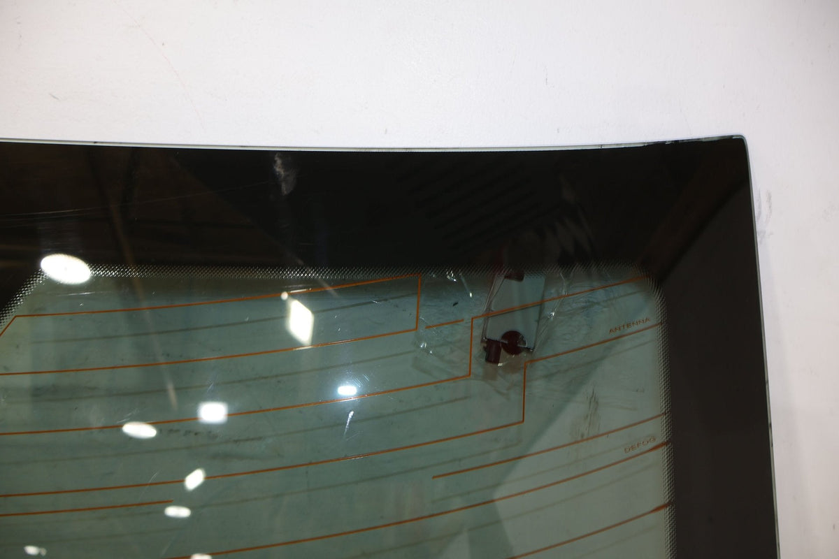 2022 Cadillac CT5- Back Door Glass