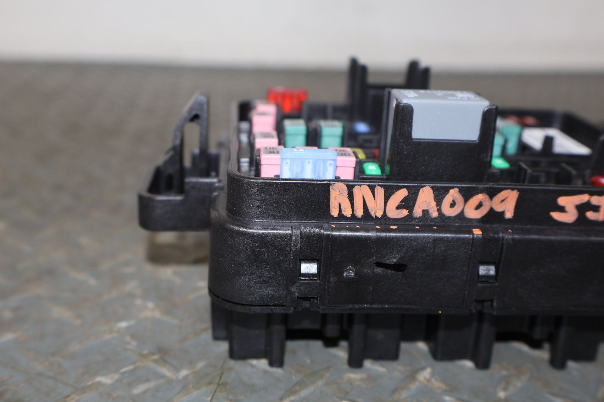 2022 Cadillac CT5- Cabin Fuse Box