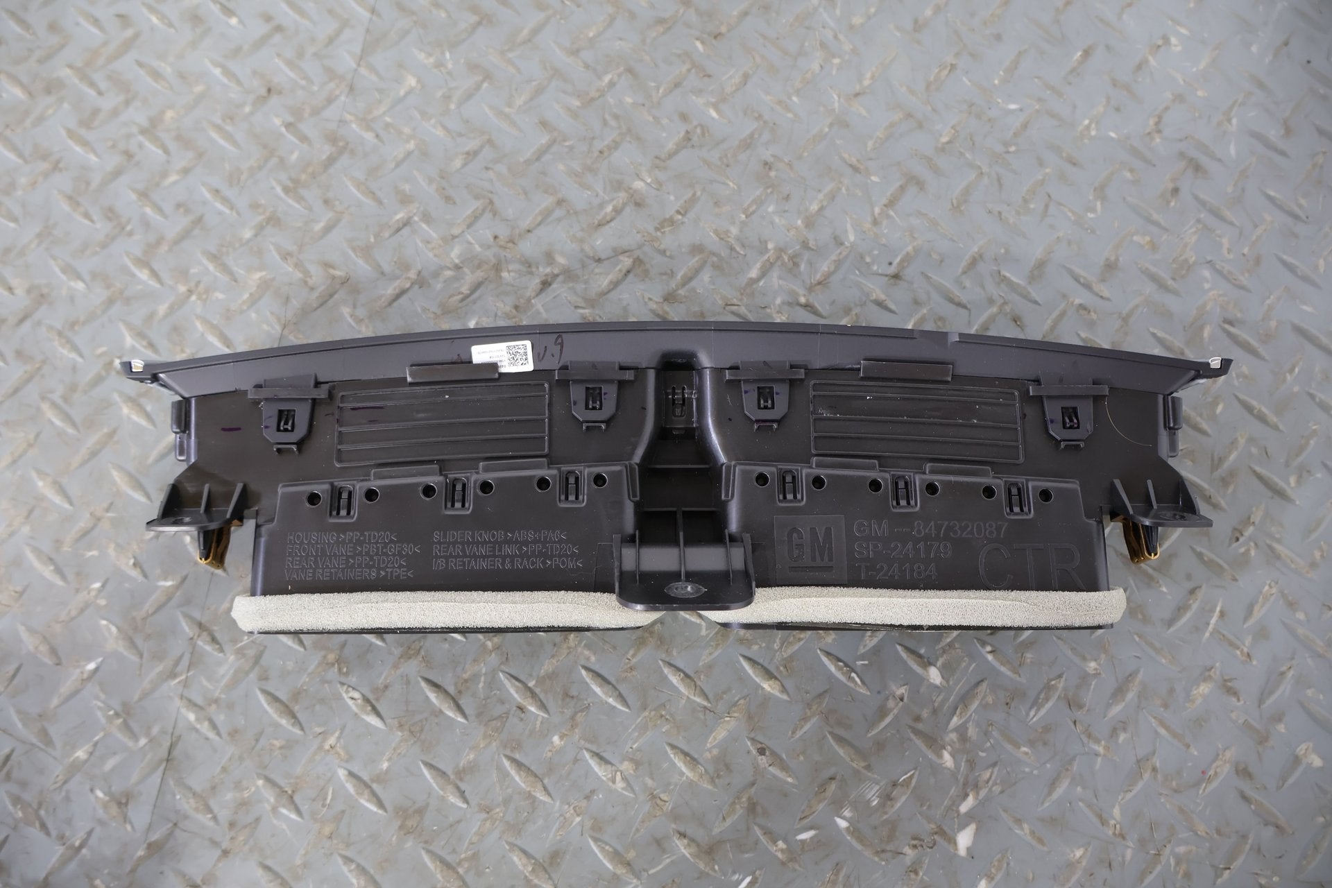 2022 Cadillac CT5- Dash Vent