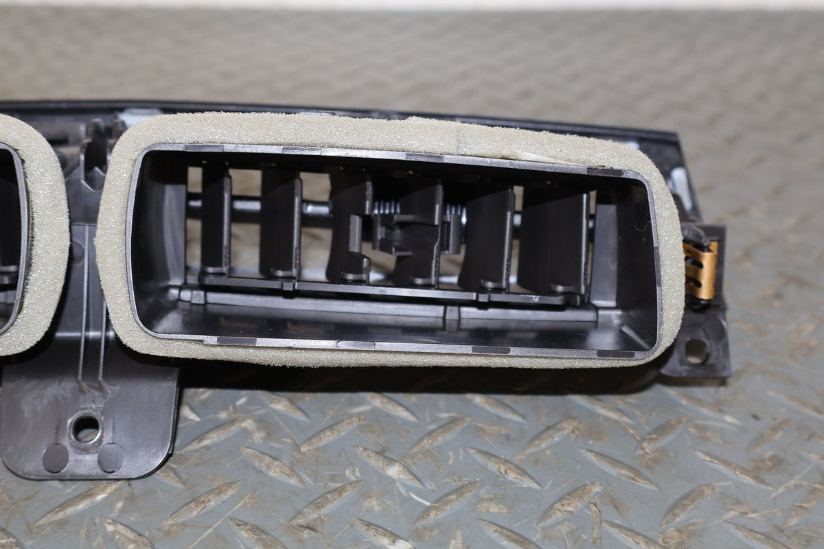 2022 Cadillac CT5- Dash Vent