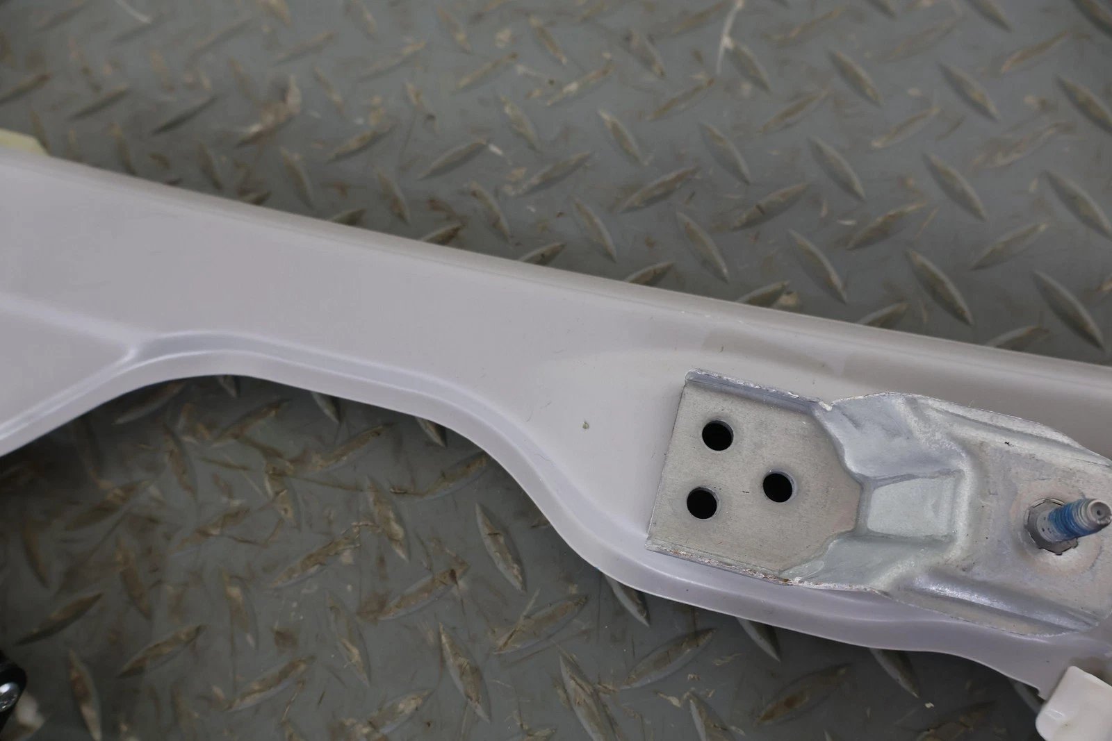 2022 Cadillac CT5- FRONT DOOR REGULATOR